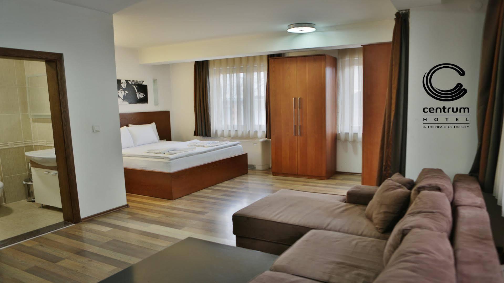 Hotel Centrum Prizren Exterior photo